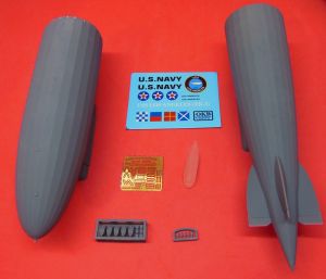 1/700 USS LOS ANGELES (ZR-3) (N702001)