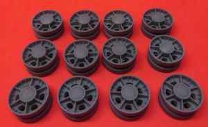 1/35  Wheels for KV, Cast , December 1941 – September 1942  (35019)