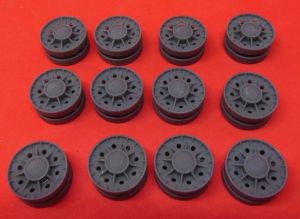 1/35  Wheels for KV, Cast, early 1943  (35023)