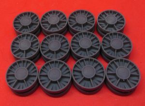 1/35  Wheels for KV, Cast reinforced, January 1942, type 1 with round hub  (35020)