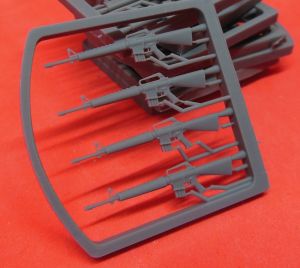 1/35 M16 assault rifle (W35025)
