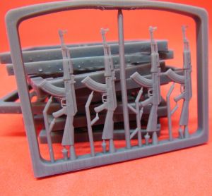 1/35 AK-47 assault rifle, milled receiver late (W35034)