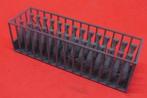 1/144 Soviet high-explosive bomb FAB-500 M-62 (AWE144003)