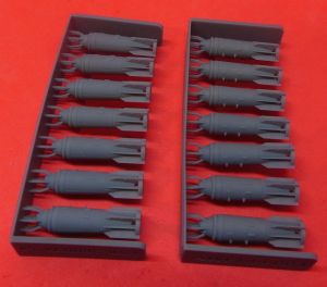 1/144 Soviet high-explosive bomb FAB-500 M-62 (AWE144004)