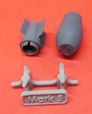 1/72  USA  Mark 5 nuclear bomb (WEMR72015)
