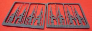 1/35 FAMAS F1 assault rifle with a bayonet (W35062)